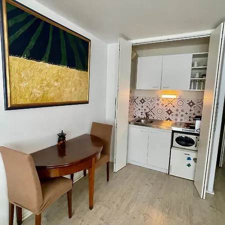 Grand T2 Plein Centre Historique Avec Ascenseur