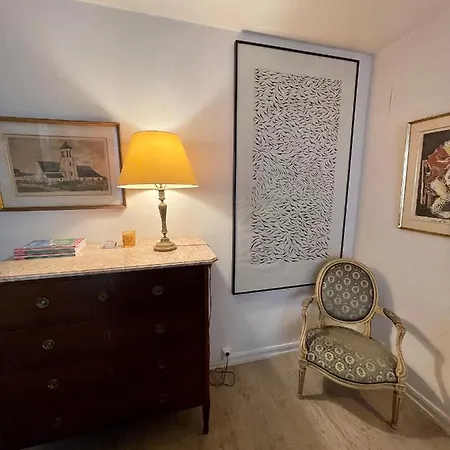 Apartment Grand T2 Plein Centre Historique Avec Ascenseur Saint-Jean-de-Luz