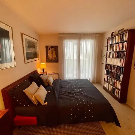 Grand T2 Plein Centre Historique Avec Ascenseur