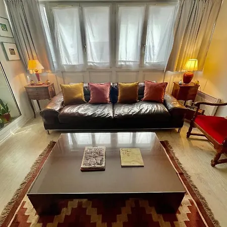 Apartament Grand T2 Plein Centre Historique Avec Ascenseur