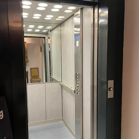 Grand T2 Plein Centre Historique Avec Ascenseur Saint-Jean-de-Luz