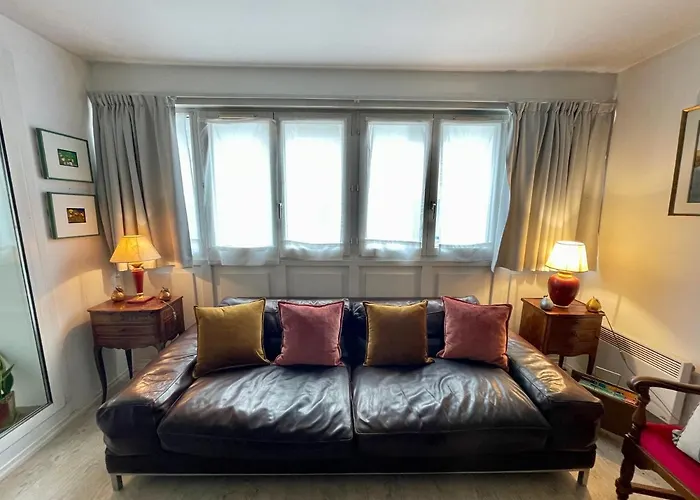 Grand T2 Plein Centre Historique Avec Ascenseur Saint-Jean-de-Luz