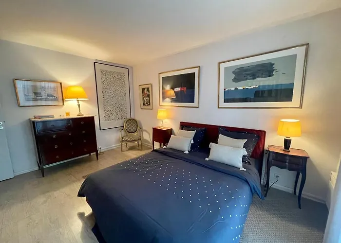 Apartmán Grand T2 Plein Centre Historique Avec Ascenseur *