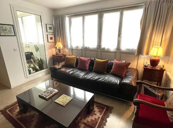 Grand T2 Plein Centre Historique Avec Ascenseur Apartmán *