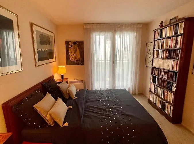 Grand T2 Plein Centre Historique Avec Ascenseur